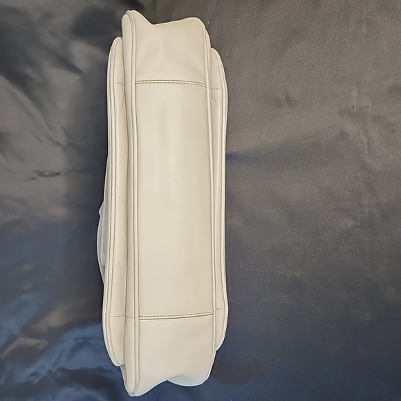 Marc by Marc Jacob's Handbag - Picture 5 of 8